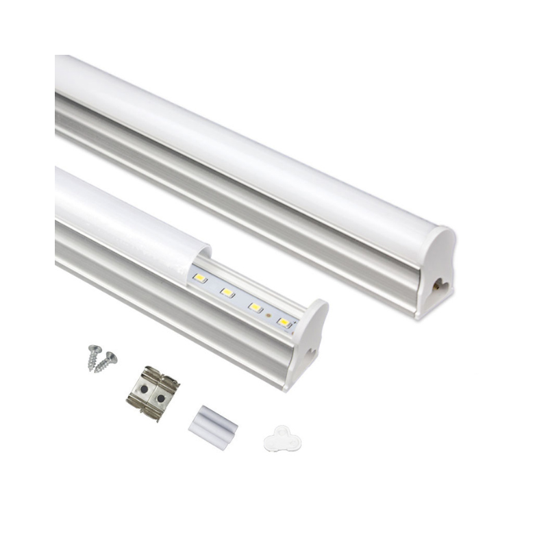 Tubo Equipo Empavonado Batten Con Base 5w 30cm