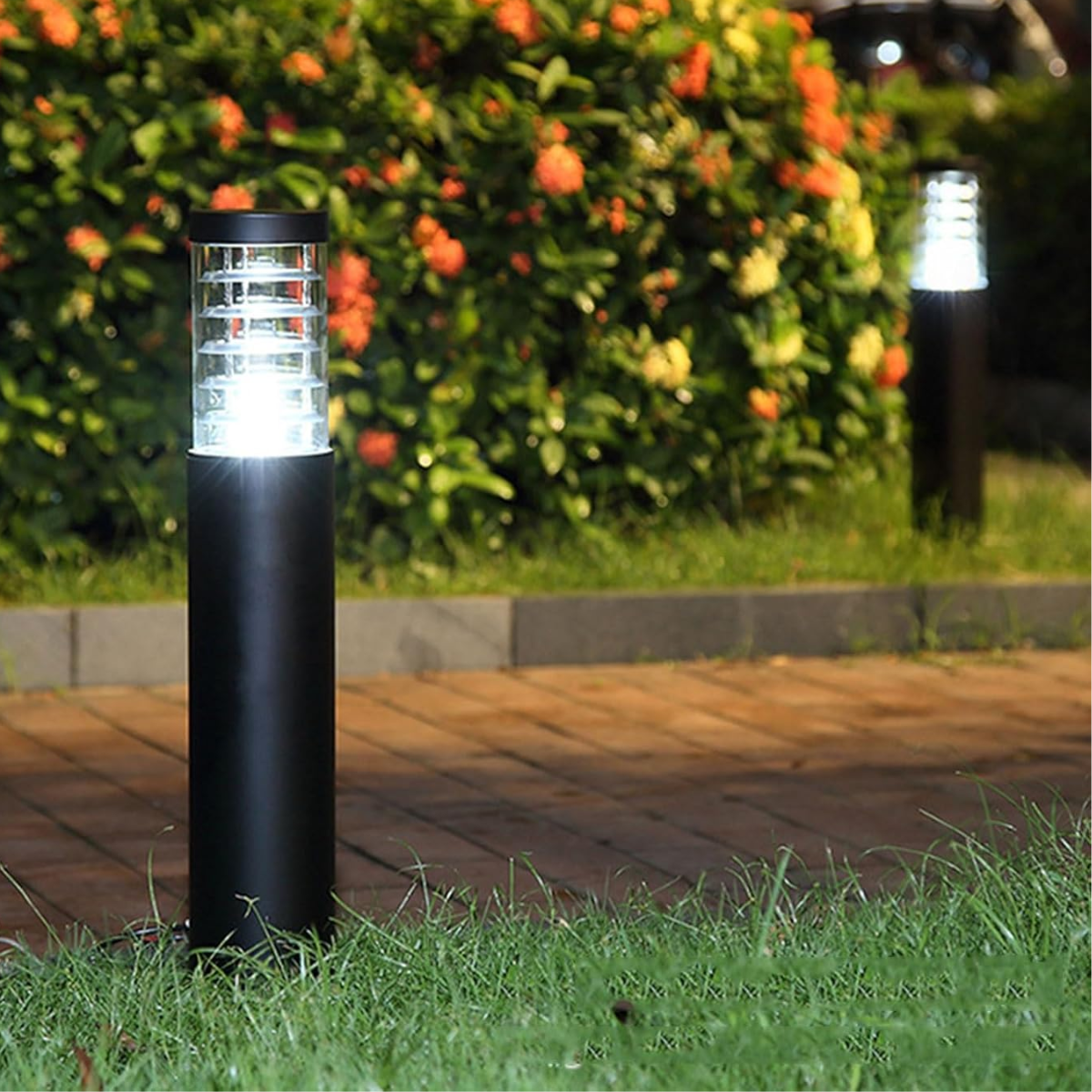 Aplique Farol Piso Exterior Jardin Ip54 80cms Ampolleta E27