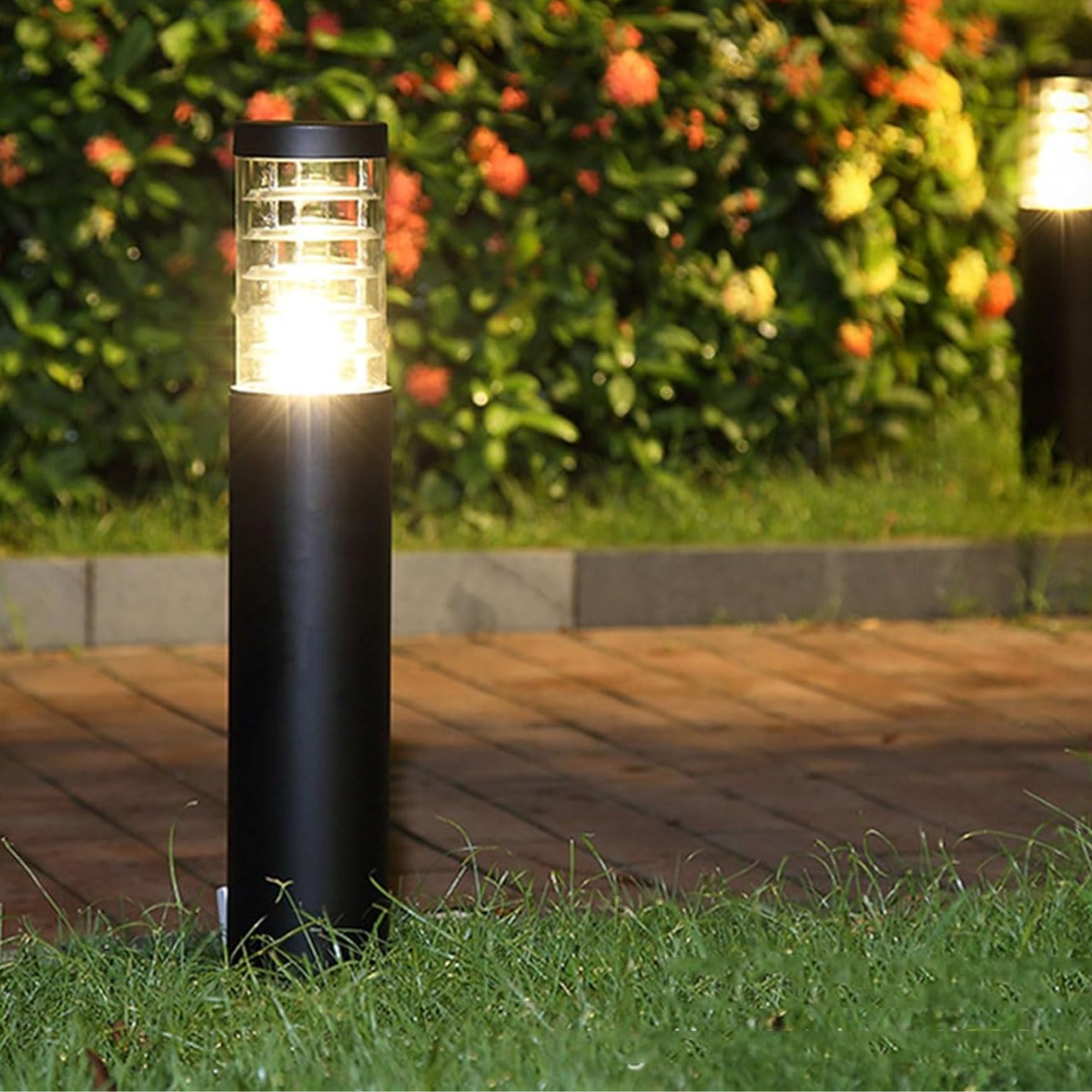 Aplique Farol Piso Exterior Jardin Ip54 80cms Ampolleta E27
