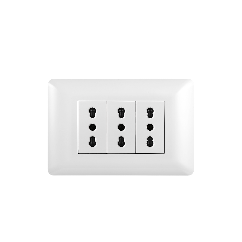 Tomacorriente Triple Armado 16A Blanco PC SEC