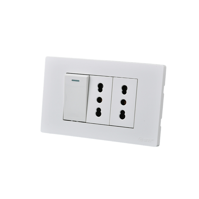 Interruptor Puenteado Armado 9/12 16A + 2 Tomacorrientes 16A Blanco SEC