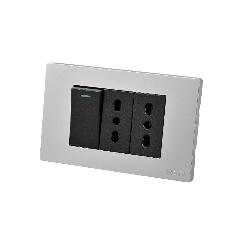 Interruptor Puenteado Armado 9/12 16A + 2 Tomacorrientes 16A Plateado/Negro SEC
