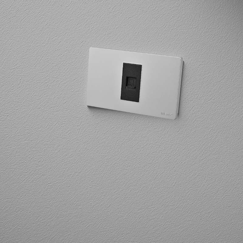 Toma Internet Puenteado Rj45 Plateado/Negro