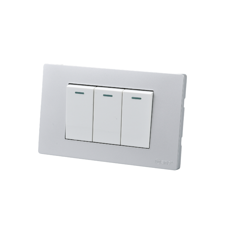 Interruptor Triple Armado 9/12 16A Plateado SEC