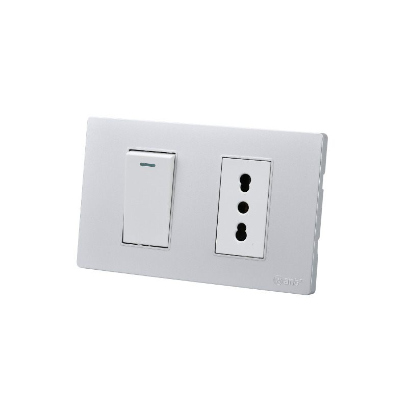 Interruptor Puenteado Armado 9/12 16A + Tomacorriente 16A Plateado SEC