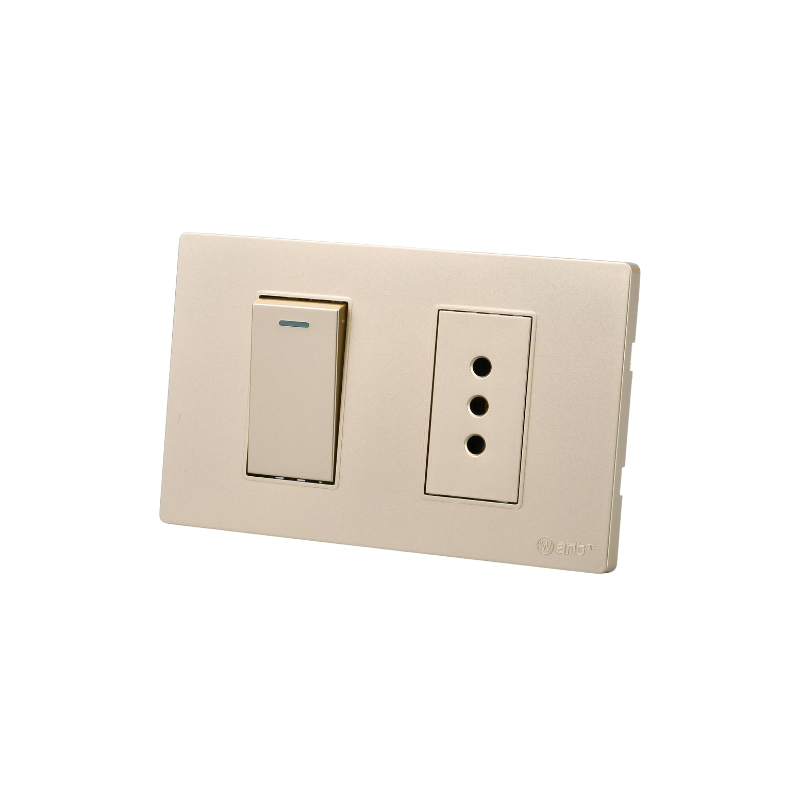Interruptor Puenteado Armado 9/12 16A + Tomacorriente 10A Dorado SEC