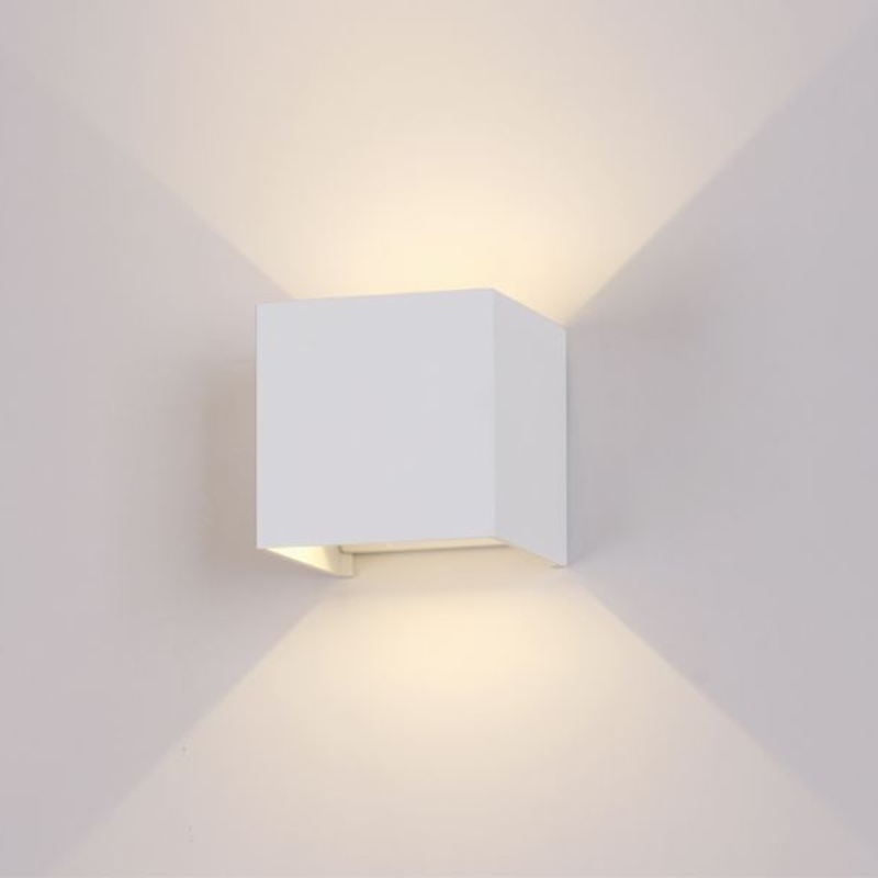 Aplique Led Blanco Cuadrado Doble Dirigible Luz Calida 6w