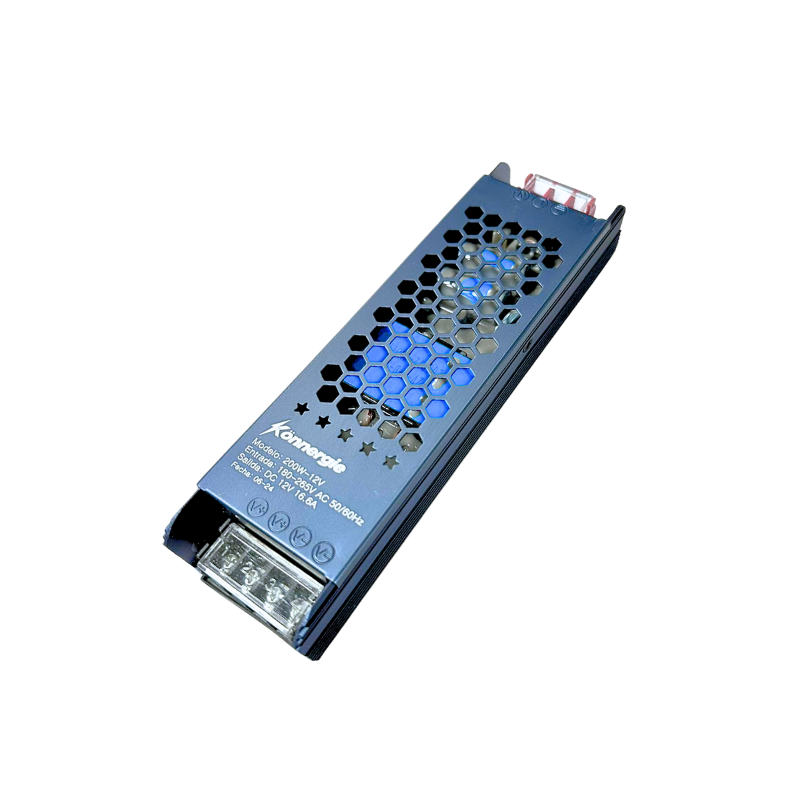 Fuente Poder Profesional Titan 12V 200W 16.6A