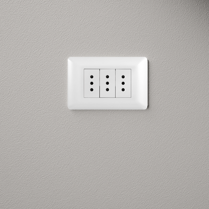 Tomacorriente Triple Puenteado Armado 10A Blanco PC SEC