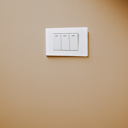 Interruptor Triple Armado 9/12 16A Blanco SEC