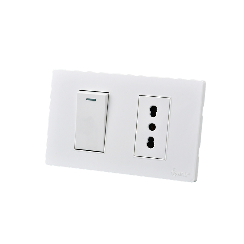 Interruptor Armado 9/12 16A + Tomacorriente 16A Blanco SEC