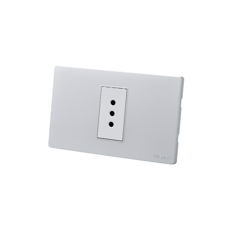 Tomacorriente Simple Puenteado Armado 10A Plateado SEC