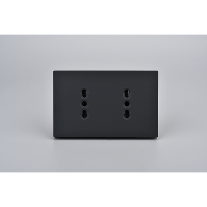 Tomacorriente Doble Puenteado 10/16A Negro Plano SEC