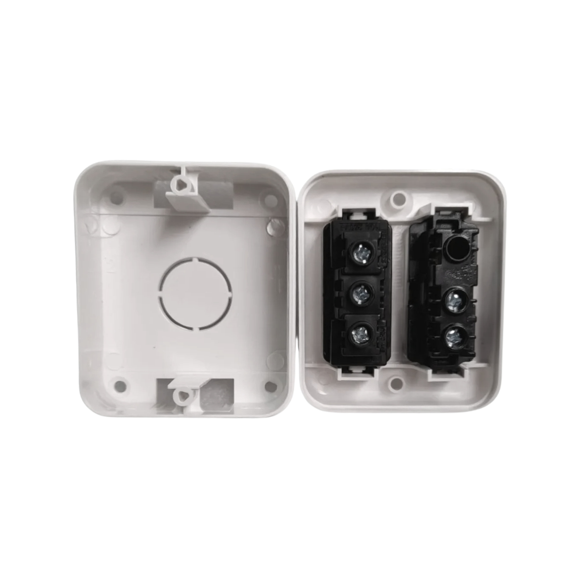 Casquete Sobrepuesto Interruptor 9/12 + Enchufe 16a 250v